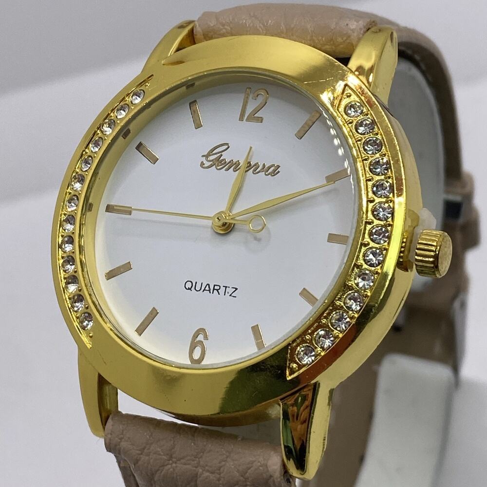Geneva Womens Rhinestone Colorful Leather Quartz Fashion Watch New Battery Works